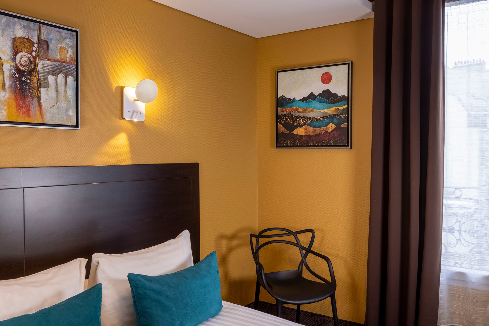 724/CHATILLON/Hotel/Chambres_/Trad_Double_/16A6200_Tradition_double_-_Chatillon_Montparnasse_bd.jpg